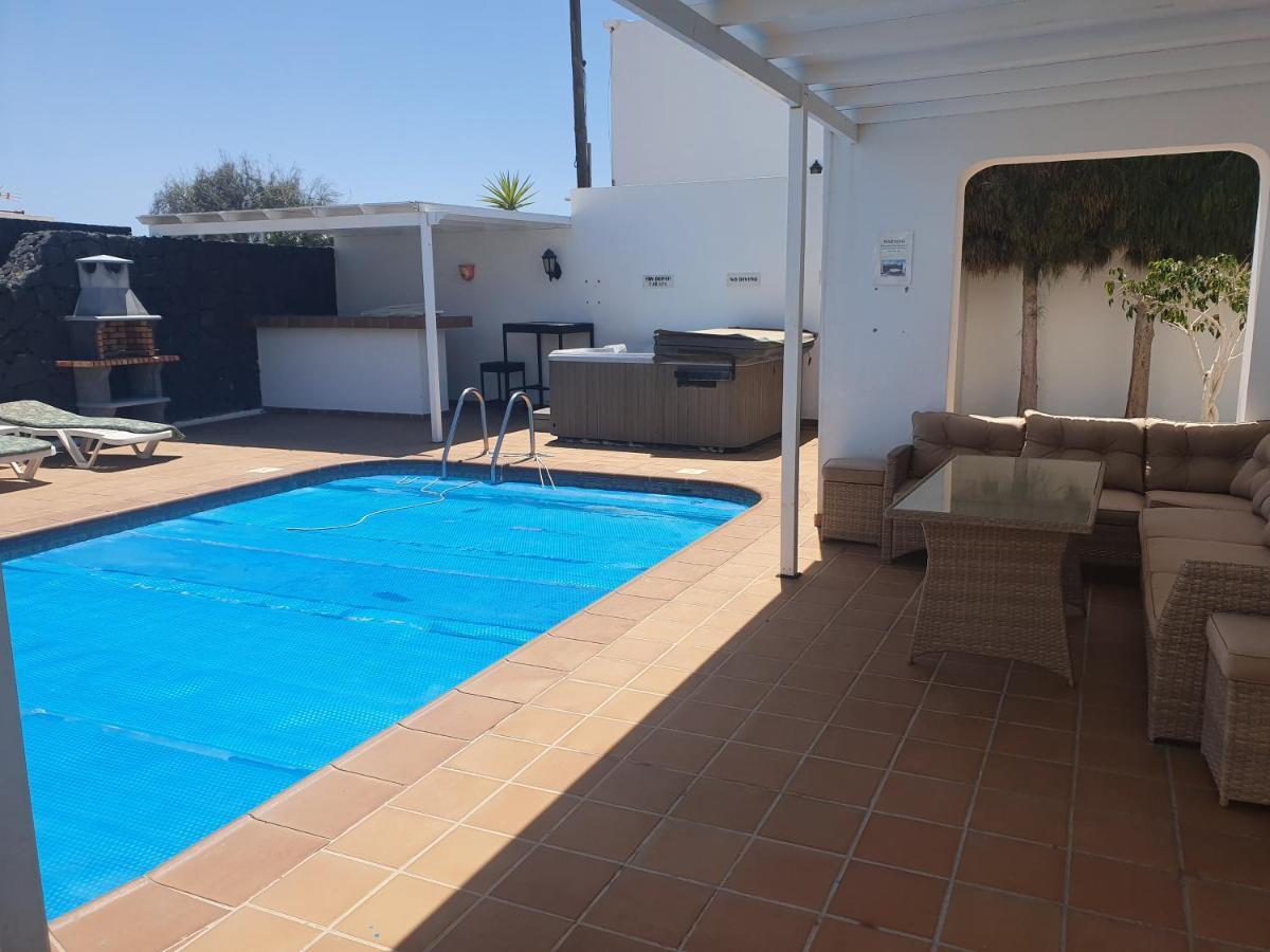 Fun Family Villa-crazy Golf Course-heated Pool-cocktail Bar-jacuzzi-games Room-wifi &uk Tv * Пуэрто дель Кармен